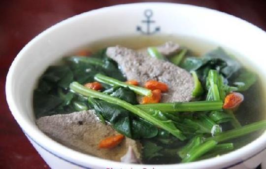 猪肝菠菜汤的作用是什么