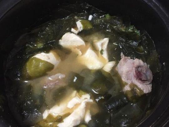 海带猪肉汤的做法