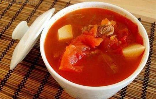 西红柿土豆肉片汤怎么做