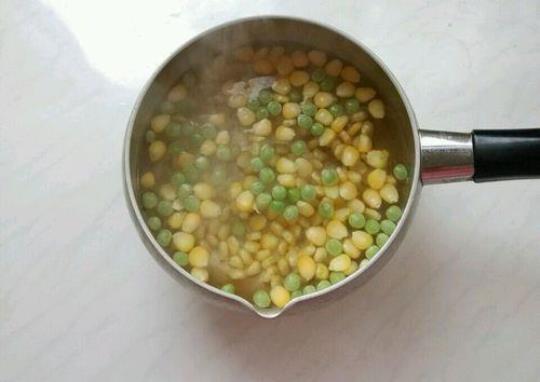 豌豆玉米汤的做法