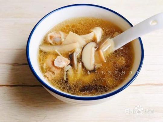 ?排骨菌菇汤的做法哪些更简单