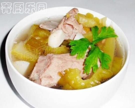 苦瓜排骨汤的做法 做出广东靓汤
