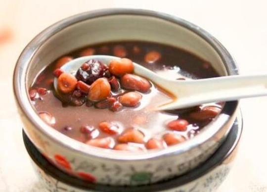 红豆红枣花生汤的功效有哪些？