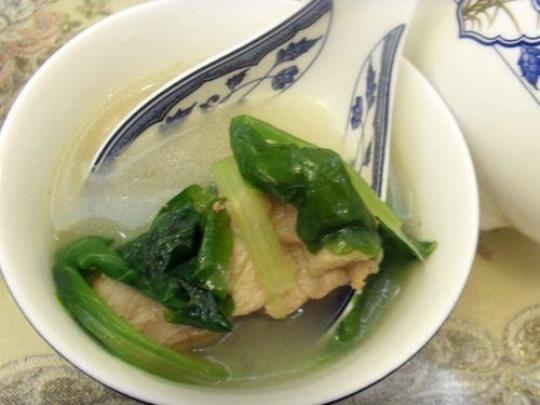 小白菜排骨汤的做法是什么？