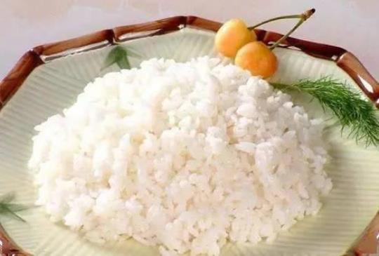 这样吃米饭还能治病？揭秘茶水煮饭的四大好处！