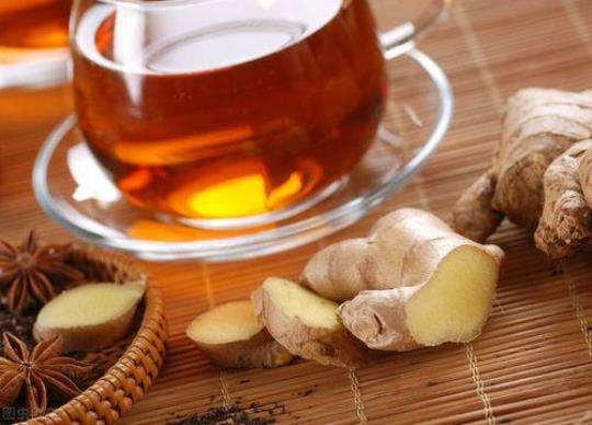 生姜蜂蜜茶的功效与作用有哪些呢