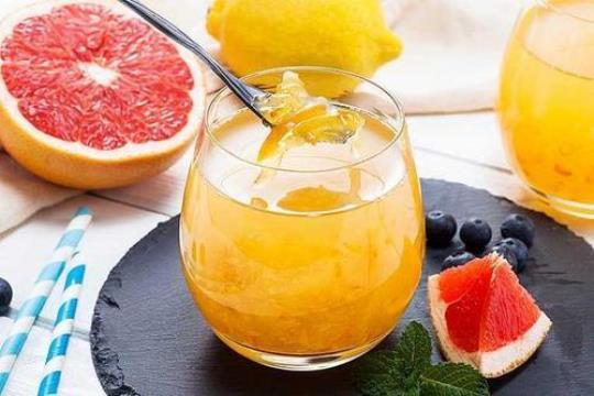 喝蜂蜜柚子茶会胖吗？