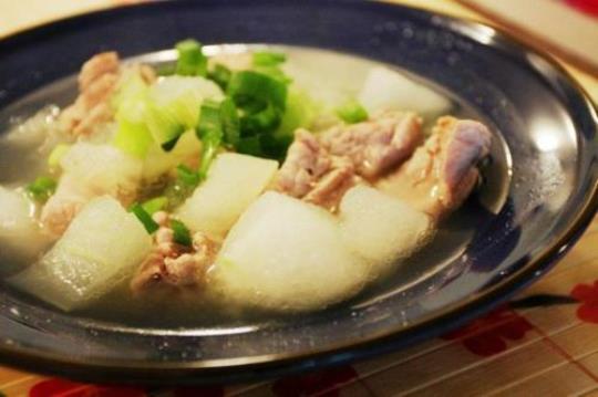 冬瓜排骨豆腐汤的做法