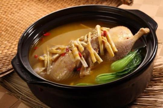 西洋参鸭汤的做法及营养价值