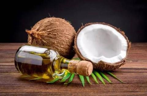 椰子油的功效与作用  椰子油的作用和功效