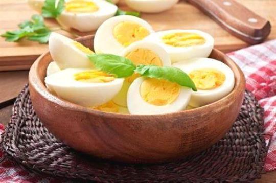 吃完鸡蛋别碰5种食物 鸡蛋属于辛辣食物吗