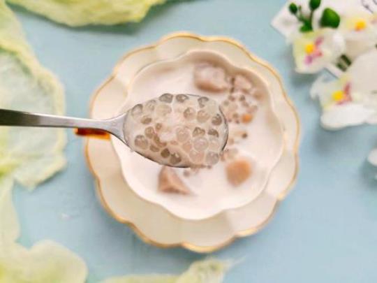 香芋西米露的做法  香芋西米露的做法图片