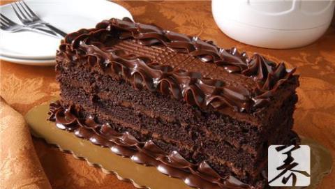 巧克力慕斯蛋糕 巧克力囊肿不治疗会有什么后果