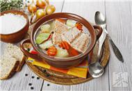 鱼汤怎么做好吃 鱼汤的营养价值及功效与作用