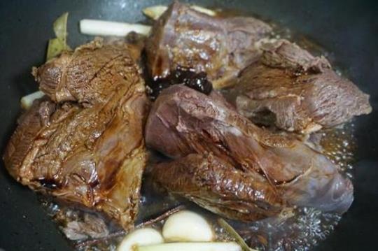 高压锅酱牛肉的做法 高压锅炖排骨多长时间