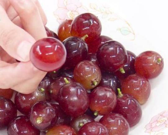 葡萄怎么洗干净 葡萄柚的正确吃法