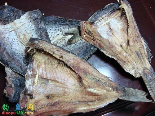 鱼干正确的吃法 鱼干油油胶囊的功效与副作用