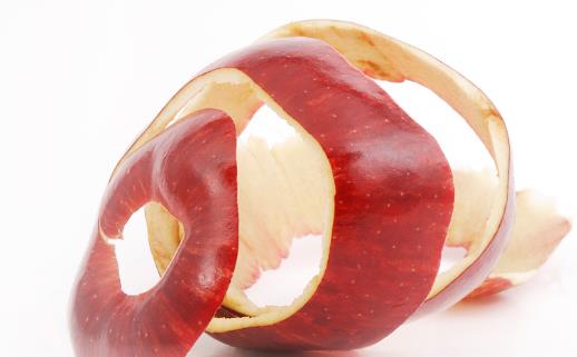 苹果皮中的营养不会比果肉少 苹果皮的功效与作用