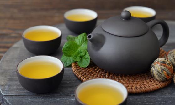 喝茶能达到保暖养生的功效 养生茶补足气血增免疫