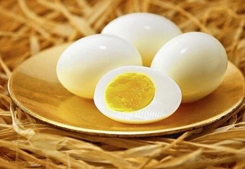 怎样煮鸡蛋不破壳？煮鸡蛋蛋壳不破裂的正确做法